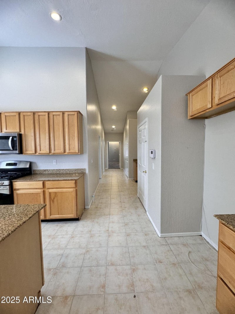 052DC7C0-571B-41E3-AB2B-304C26292658