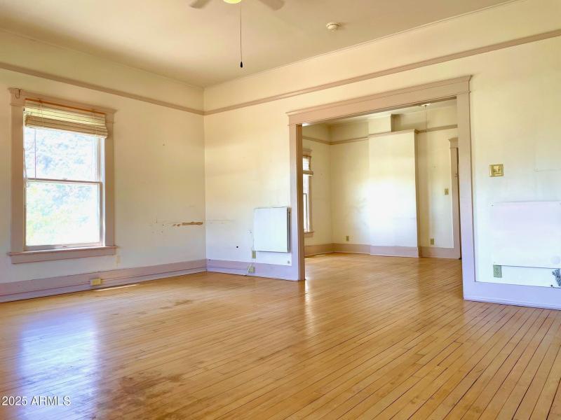 Apt A - upstairs