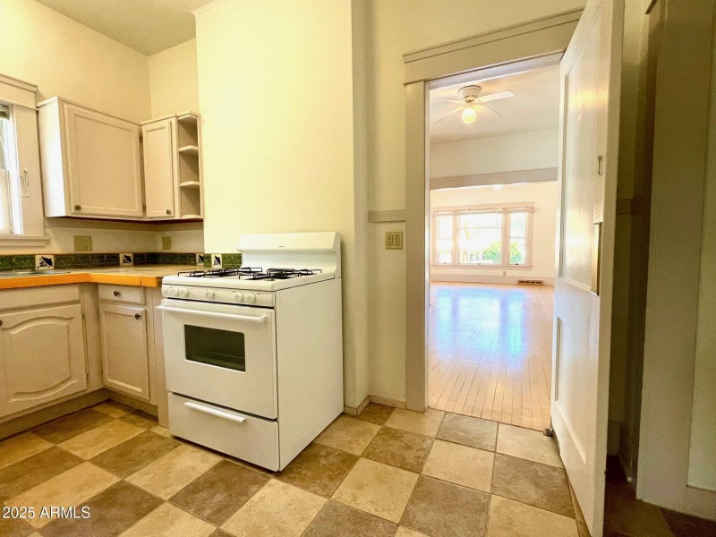 Apt B - downstairs