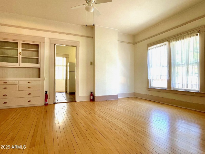 Apt D - upstairs