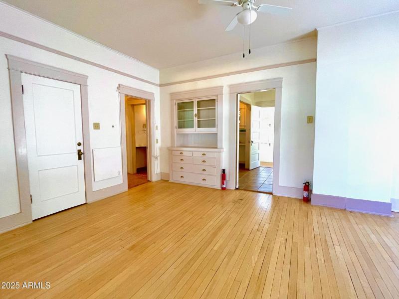 Apt D - upstairs