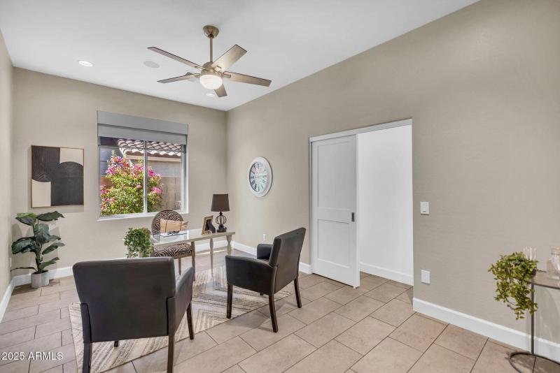 16-web-or-mls-3805 N Baron Ln-16