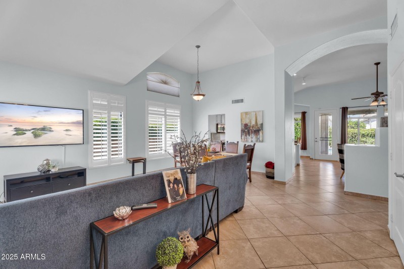 6-web-or-mls-DSC08208
