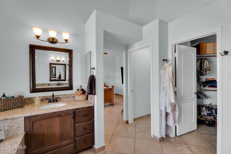 25-web-or-mls-DSC08308