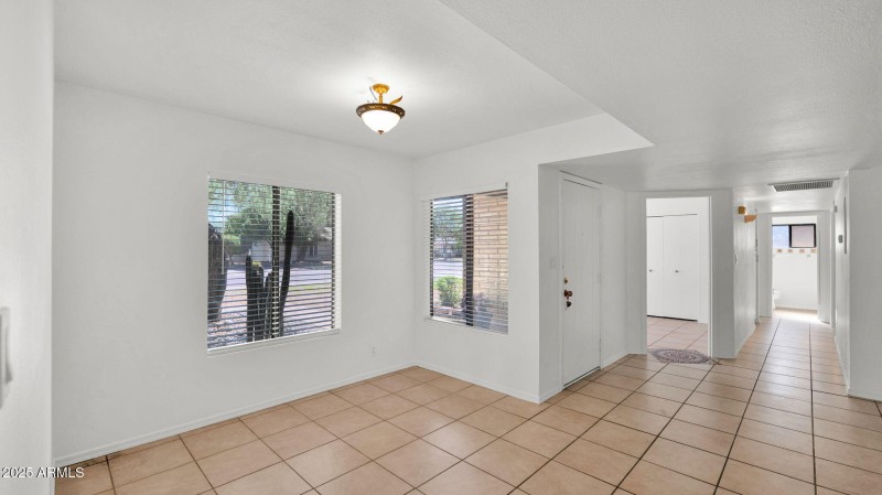 8-web-or-mls-P1164488