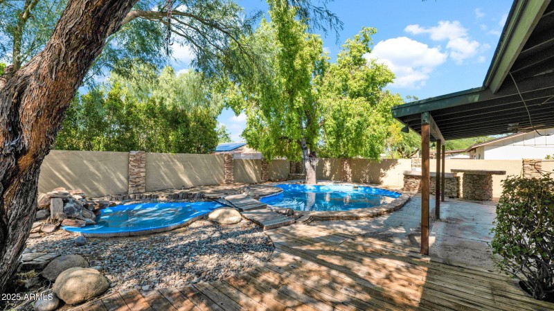 32-web-or-mls-P1164638