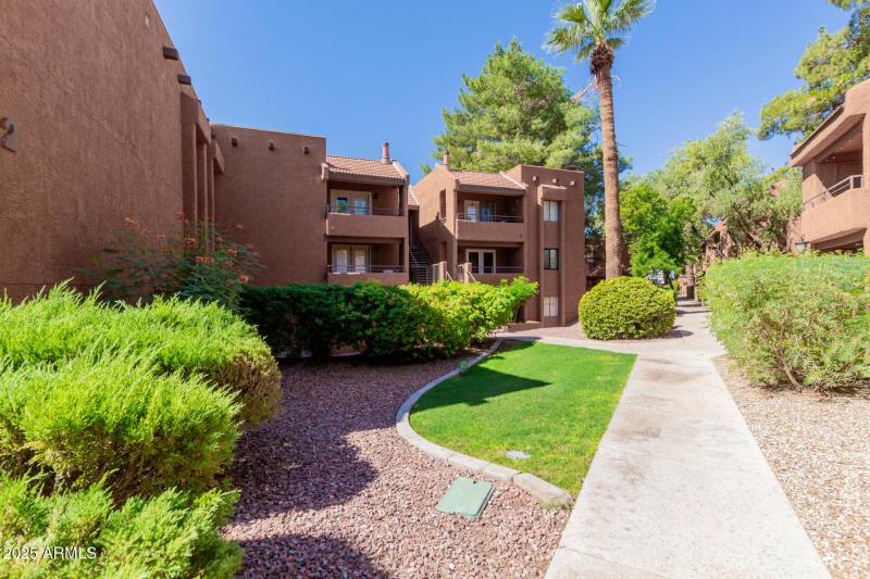 46 Paradise Village