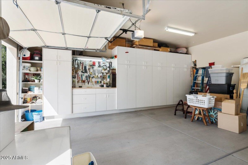 21-Garage Storage