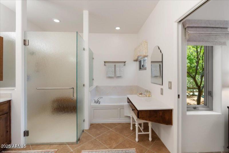 24-Primary Bathroom