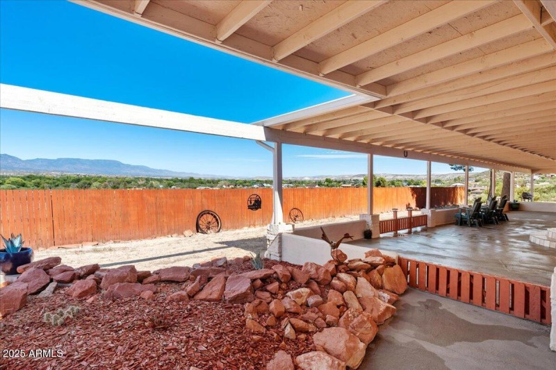 03-Front Patio View