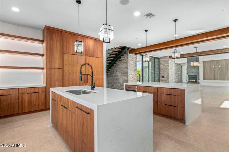 14-Kitchen Views