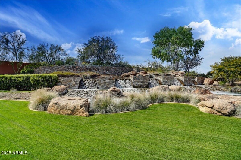 22-Trilogy Kiva