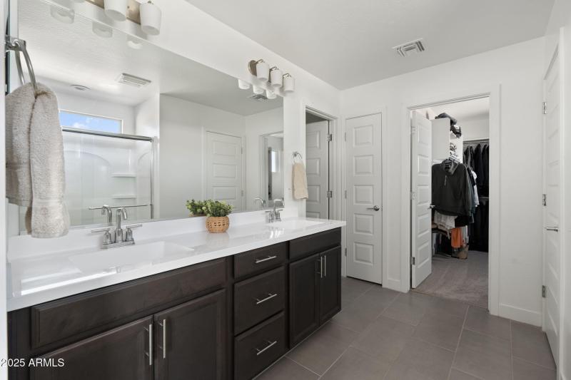 Double Sinks