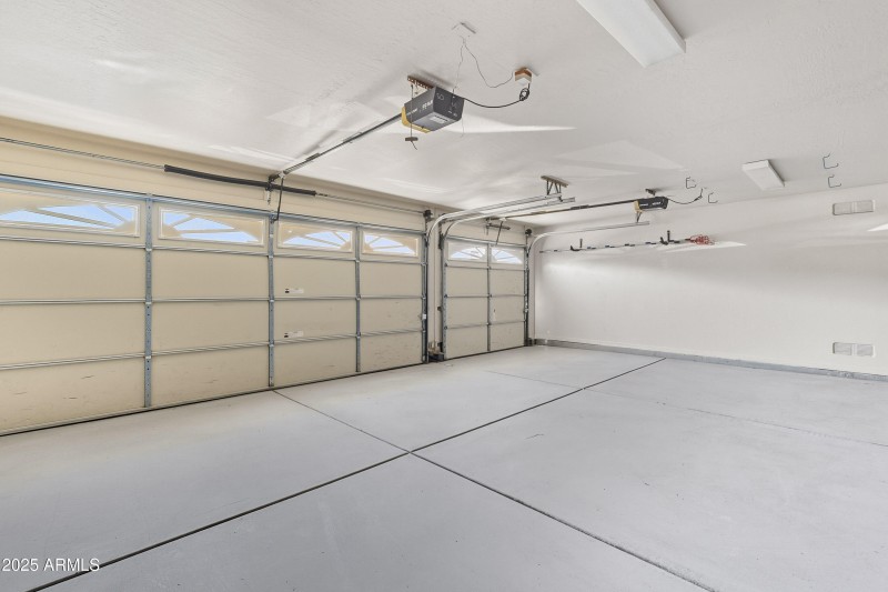 3 Car Garage
