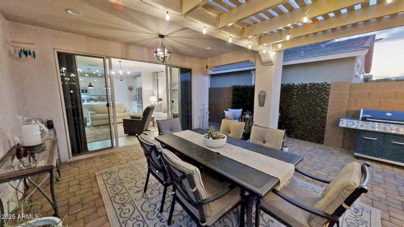 22_night-front-pergola3