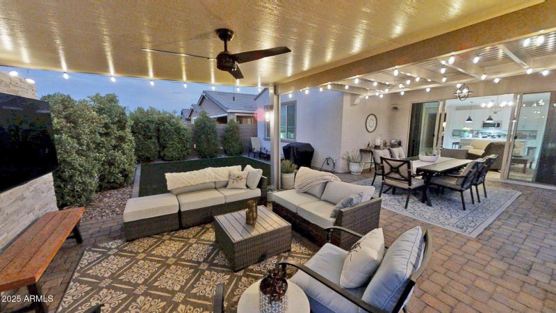 26_night-back-pergola3