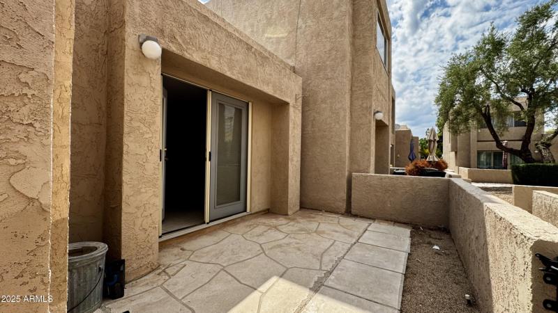 444 S DESERT PALM