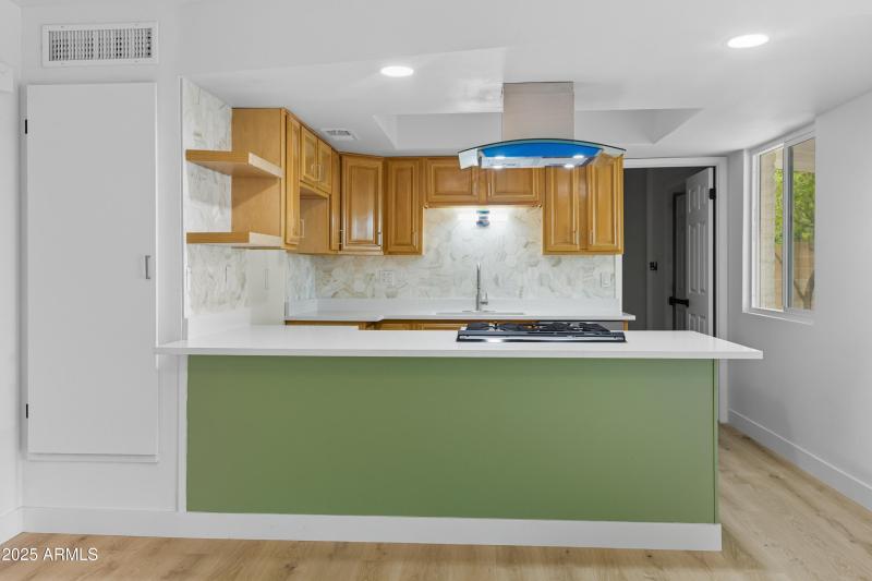 4112_S_Grandview_Kitchen1