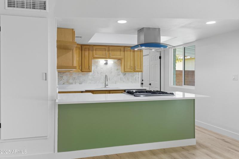 4112_S_Grandview_Kitchen3