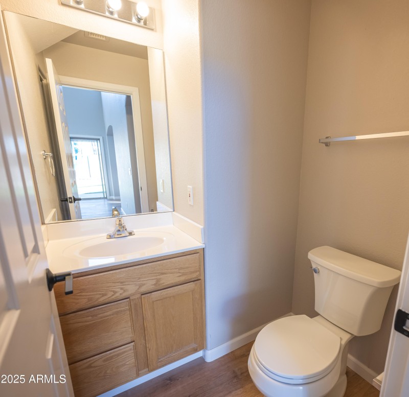 14901_HalfBath