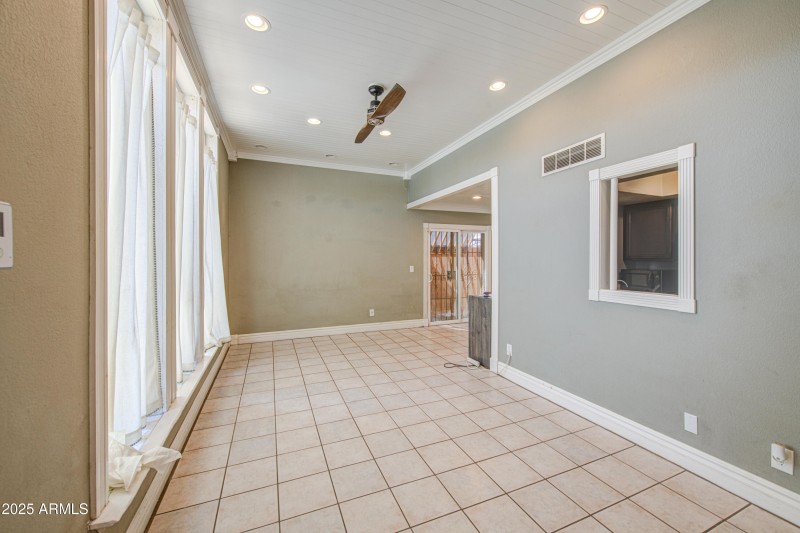 Living Room 4