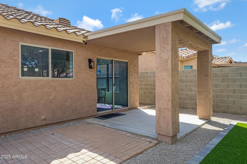 3268 W Belle Ave-31
