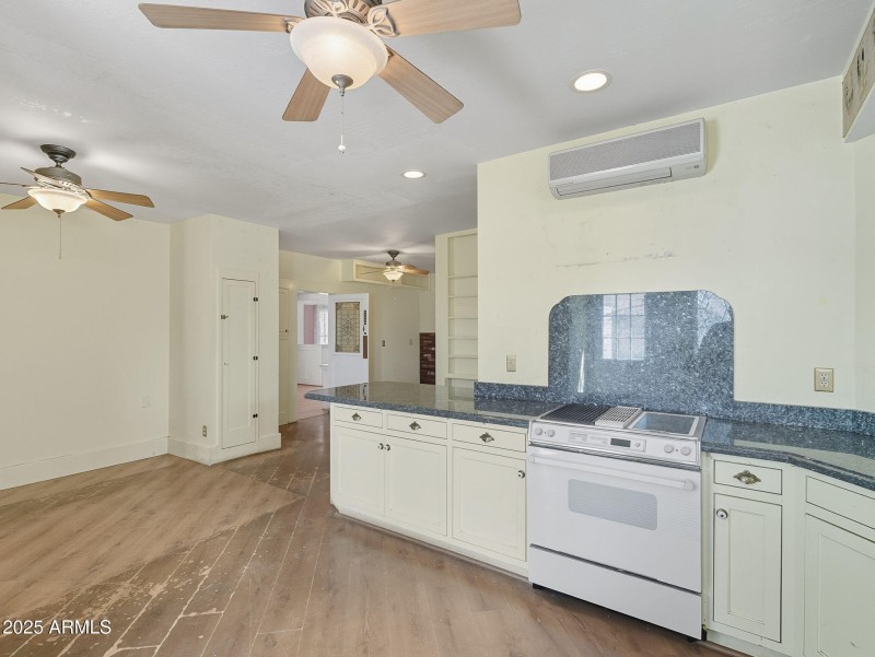 23-web-or-mls-Brown -23