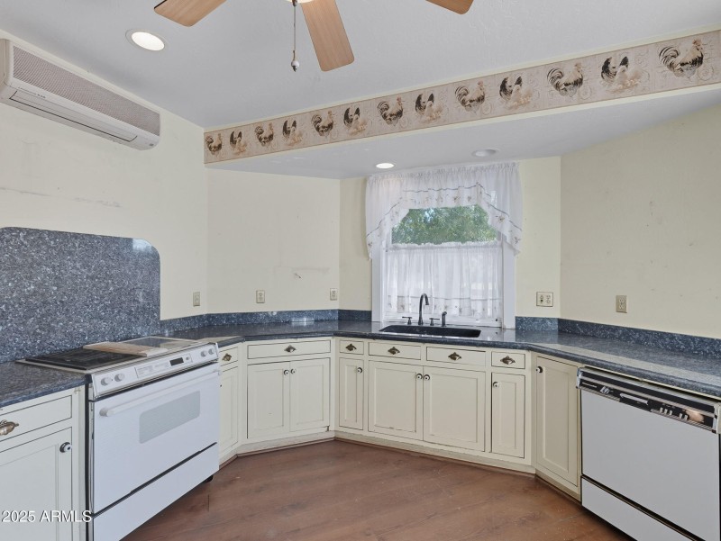 25-web-or-mls-Brown -25