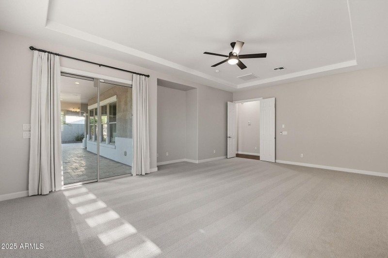 31-web-or-mls-Stonecrest-31