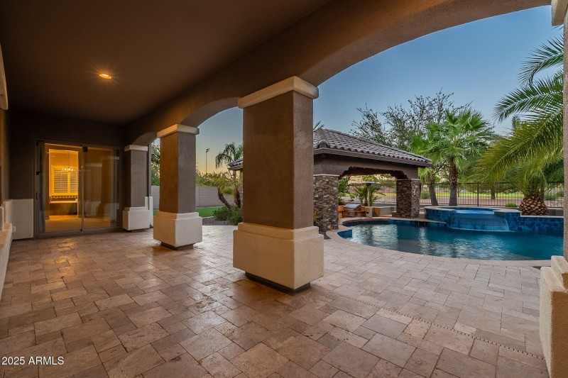 113-web-or-mls-Stonecrest-Twilight-10