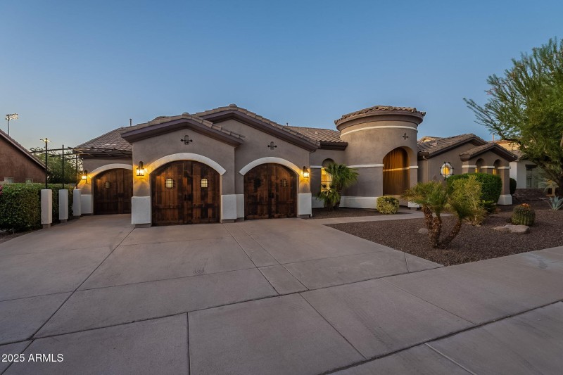 125-web-or-mls-Stonecrest-Twilight-22