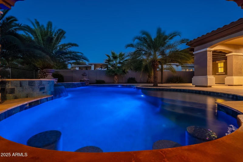 143-web-or-mls-Stonecrest-Twilight-40