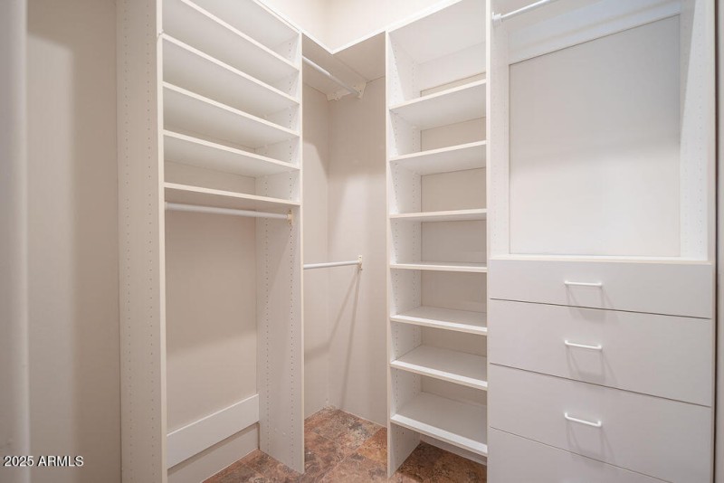 20250911_8170-E-Golden-Spur_14