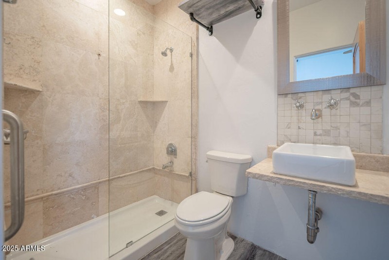 20250911_8170-E-Golden-Spur_27