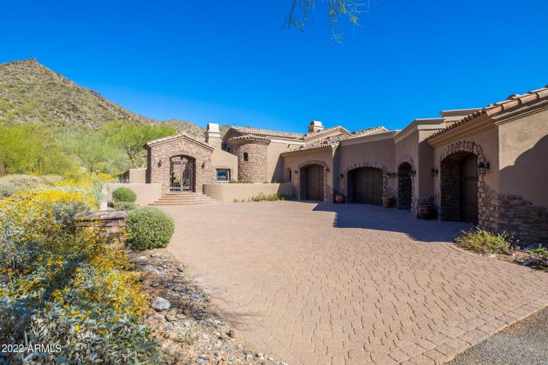 AUTO COURT AND GARAGE