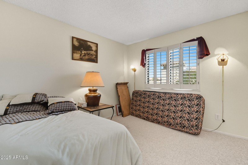 41-web-or-mls-Berrybrook-41