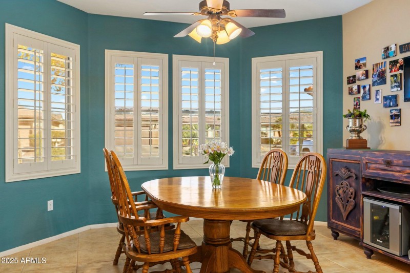 Kitchen dining 2