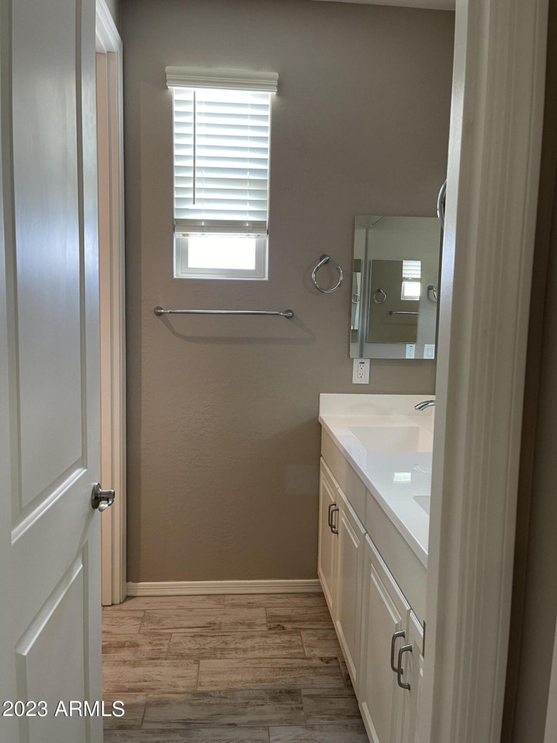 B7B8BFD9-E3B1-4E07-B429-D5BBED346DF0