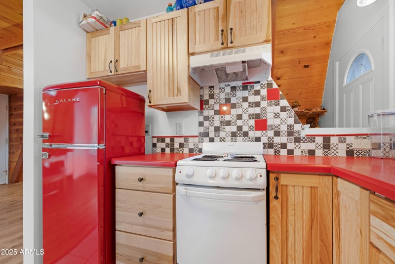 Kitchen 3