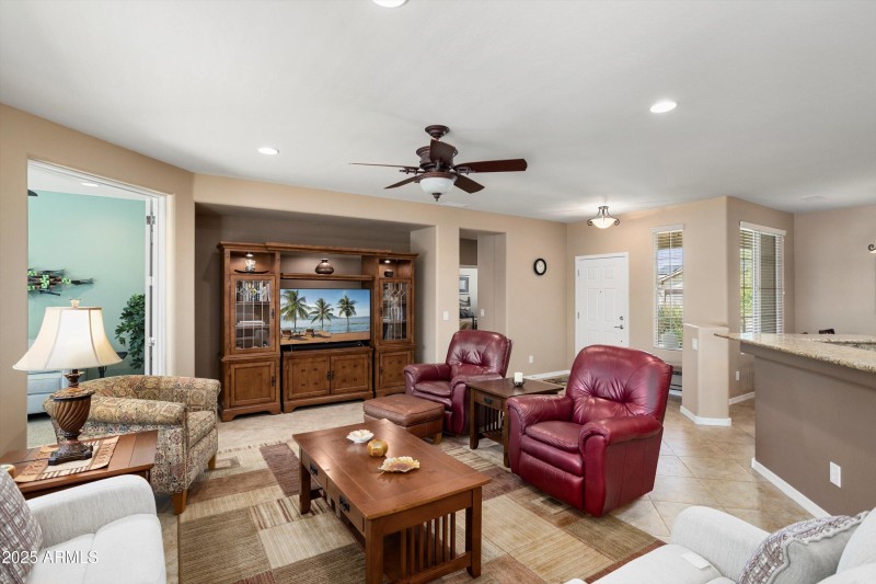 07-26833 W Irma Ln
