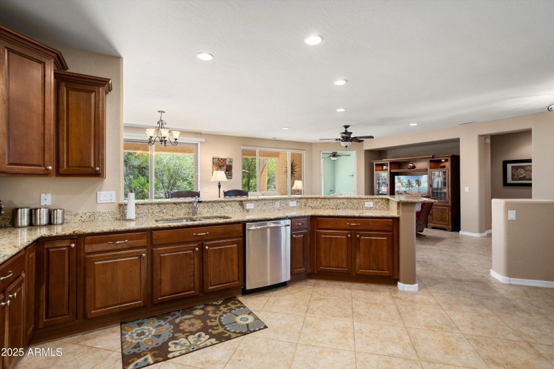 13-26833 W Irma Ln
