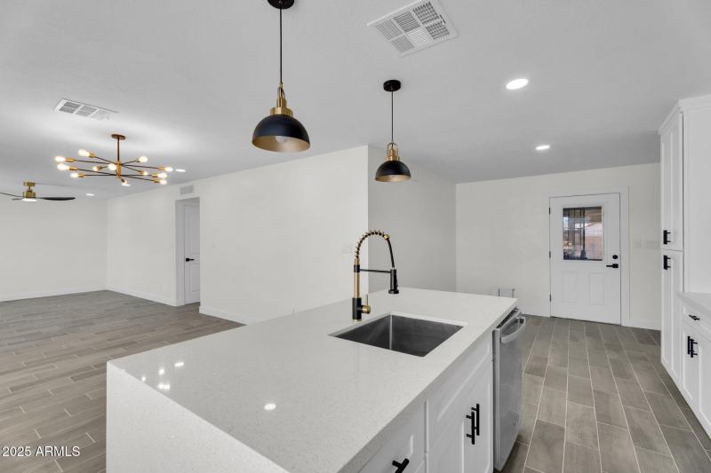 12-web-or-mls-DSC05859