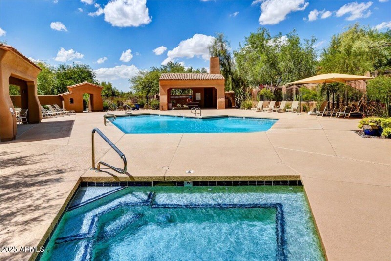 25-Community Pool