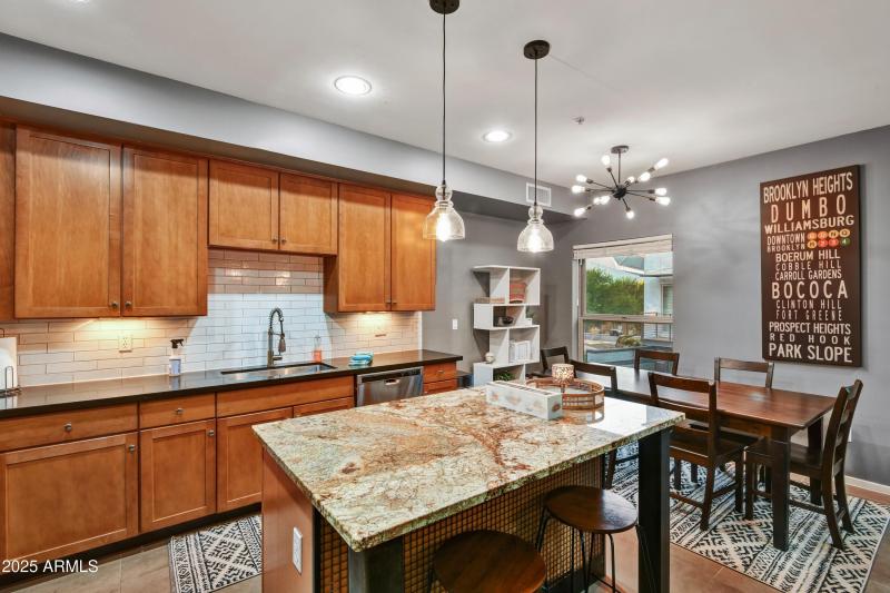 007_Kitchen