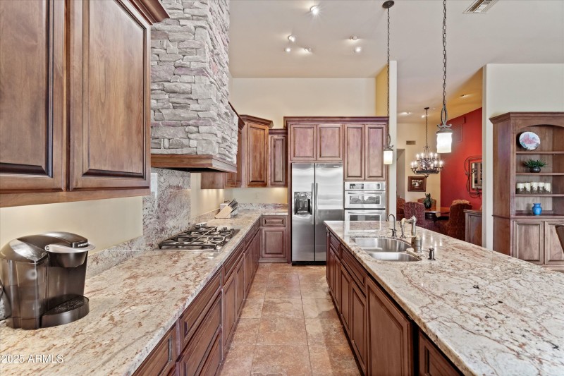 17-Kitchen