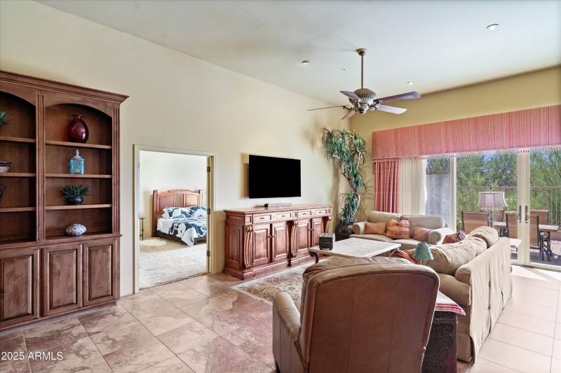 23-Family Room
