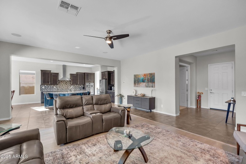 10-web-or-mls-Torrey Pines-7