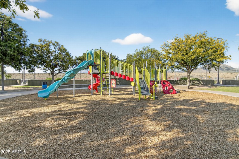 Horizon Park Next Door!