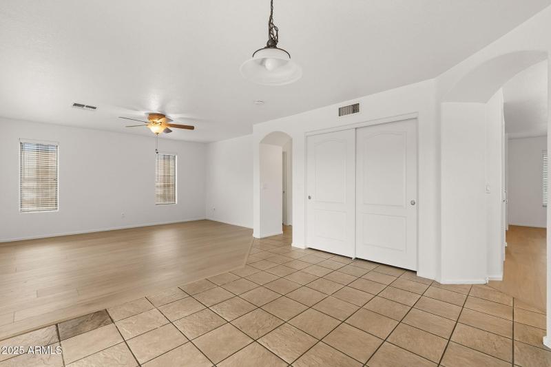 12-web-or-mls-Gambit-12