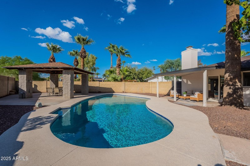 48-web-or-mls-Villa-48